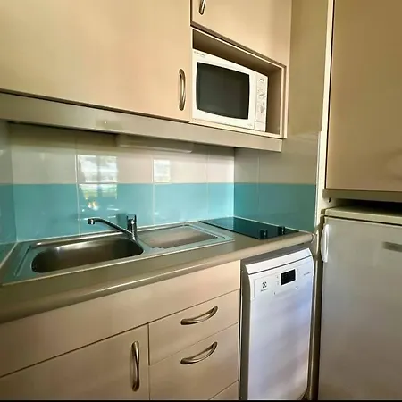 Apartment / Climatise 4 Prsn Rdc / Piscine Mandelieu-la-Napoule